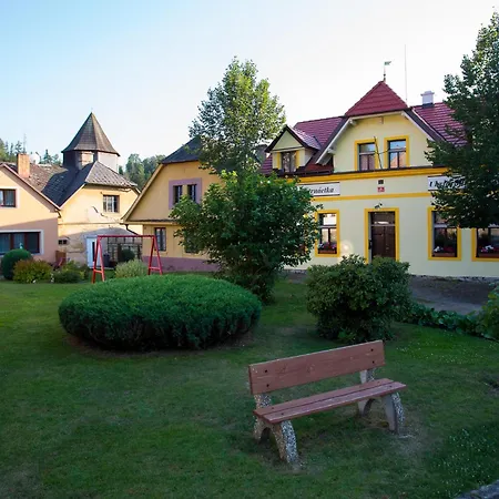 Ctrnactka Πανσιόν 3*