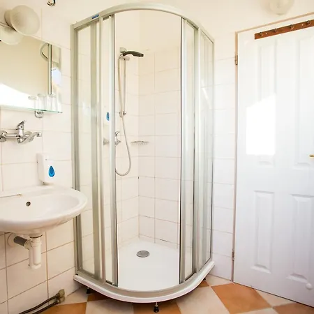Ctrnactka Guest house